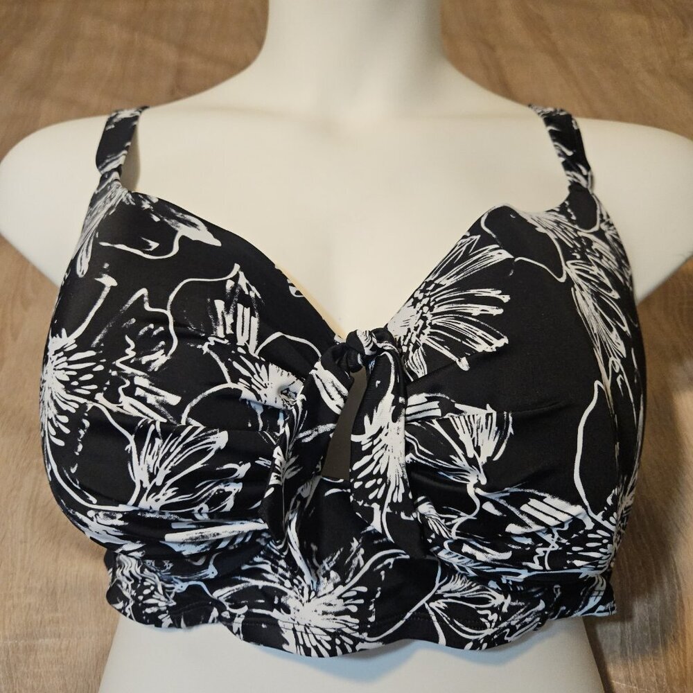 Swimsuits For All Size 44D Black & White Floral Bikini Swimsuit Top